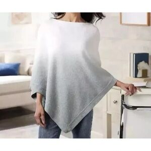 ✨Barefoot Dreams Cozy Chic Ultra Lite Ocean Breeze Poncho Ombré Waterfall Plus